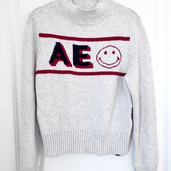 American Eagle SMILEY FACE Gray Crewneck Sweater Size Medium Beautiful - Picture 1 of 5